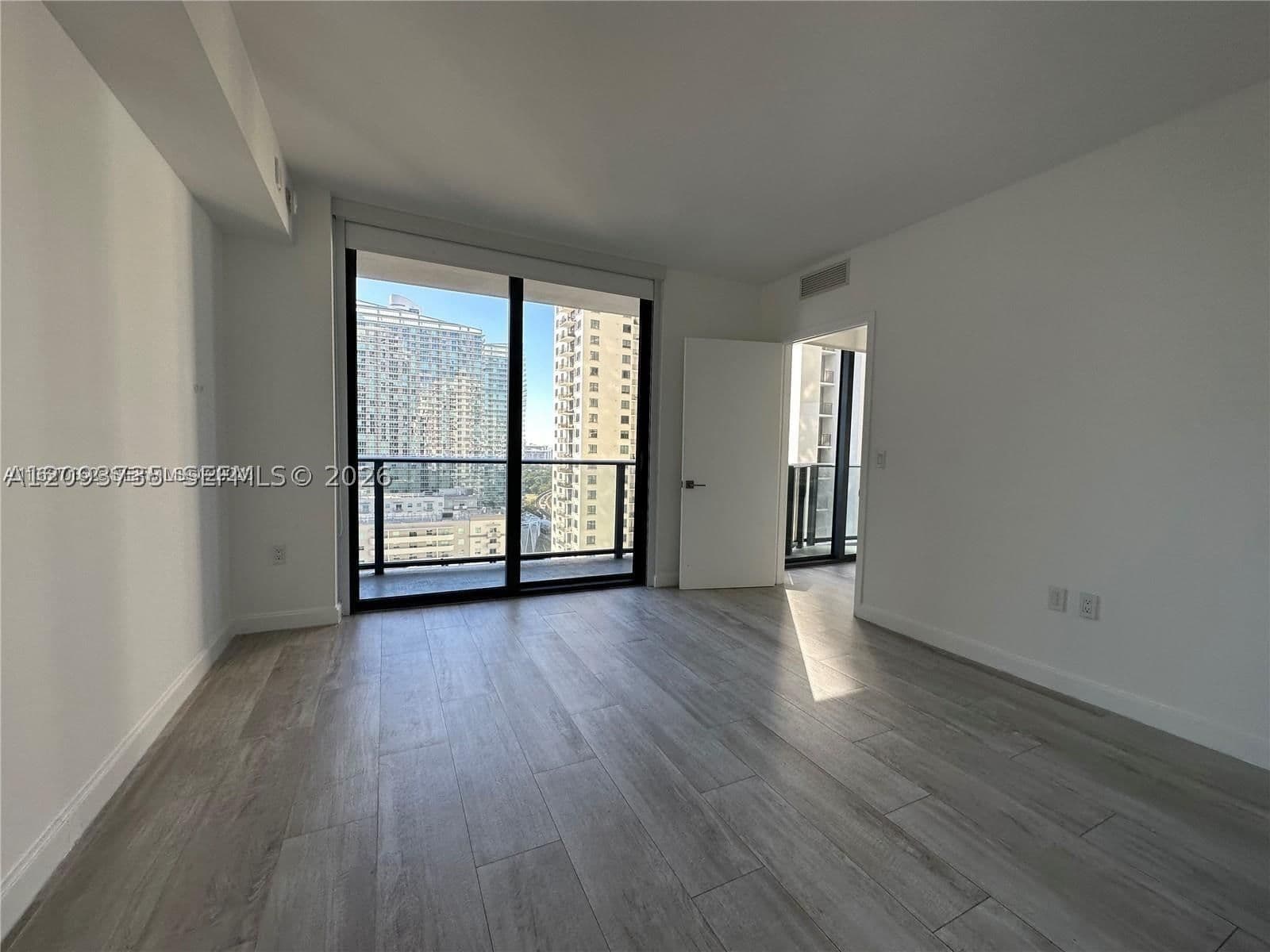 2+1 Condo — 55 9th St #1906, Miami, FL 33130