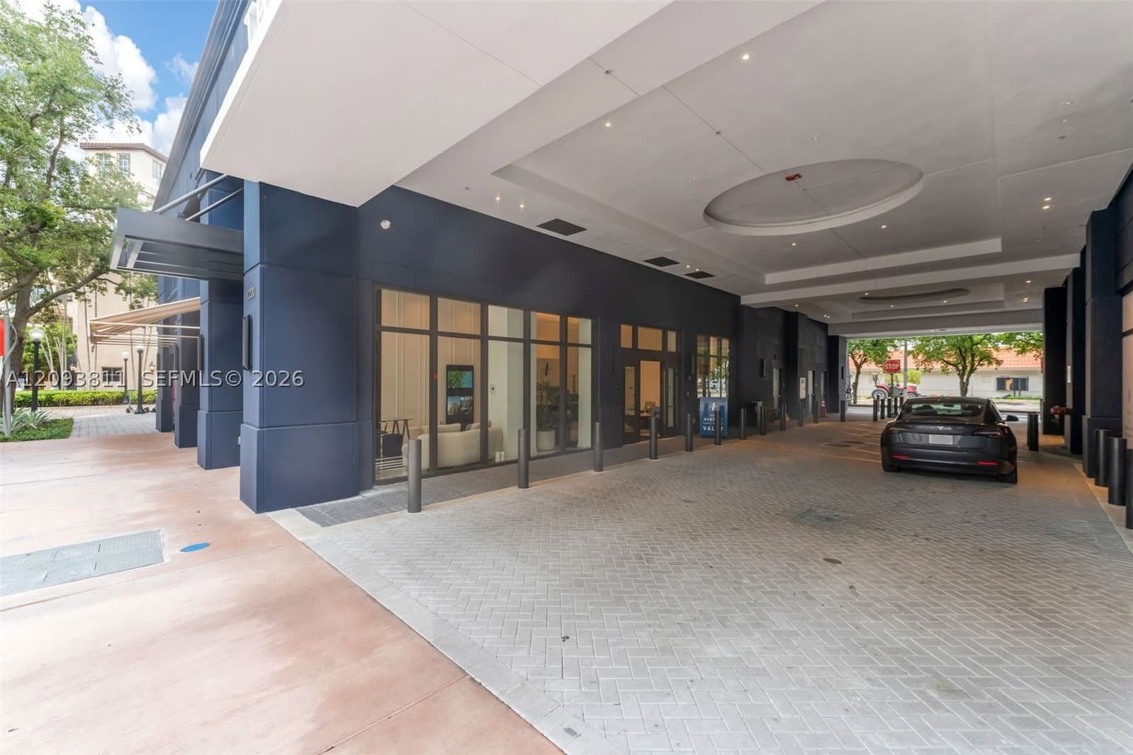 2+1 Condo — 4220 Laguna #603, Coral Gables, FL 33146
