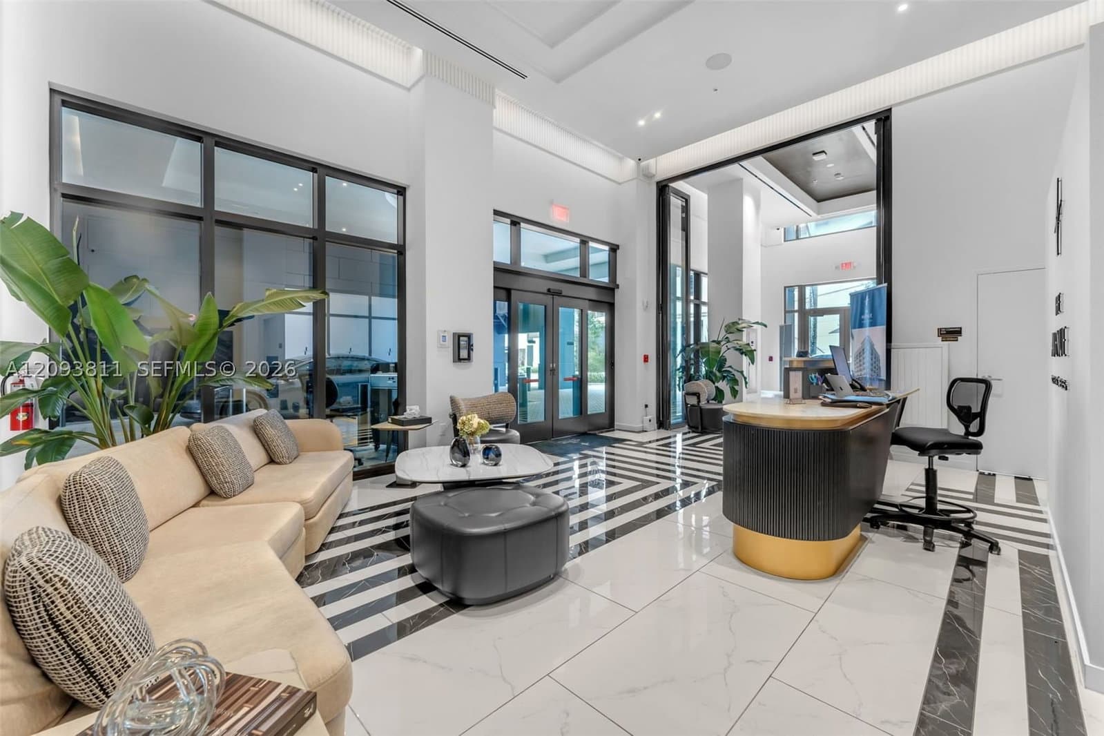 2+1 Condo — 4220 Laguna #603, Coral Gables, FL 33146