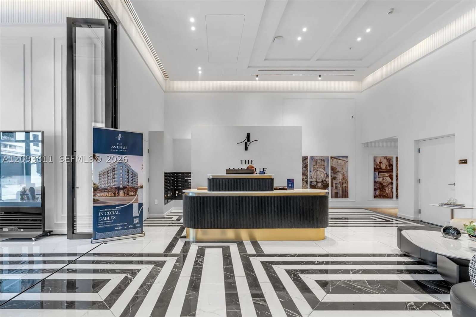 2+1 Condo — 4220 Laguna #603, Coral Gables, FL 33146