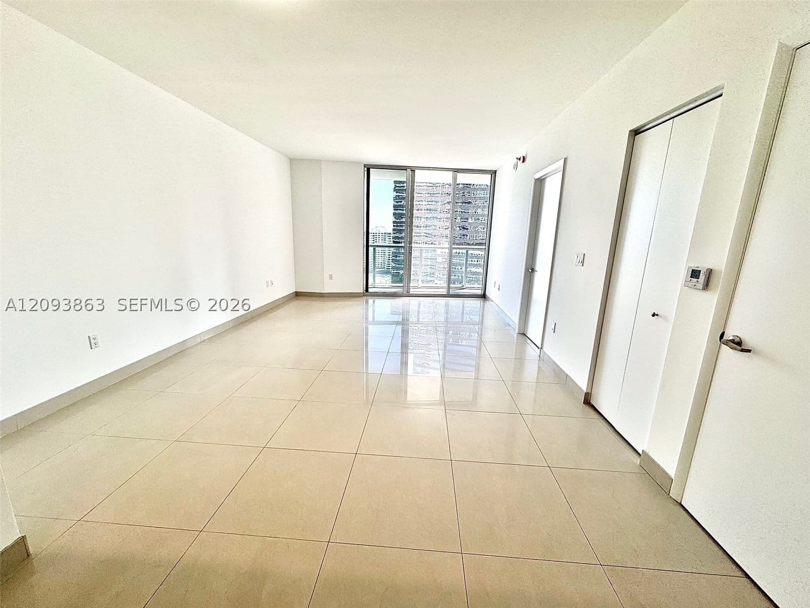 2-bedroom Condo — 485 Brickell Ave #1809, Miami, FL 33131