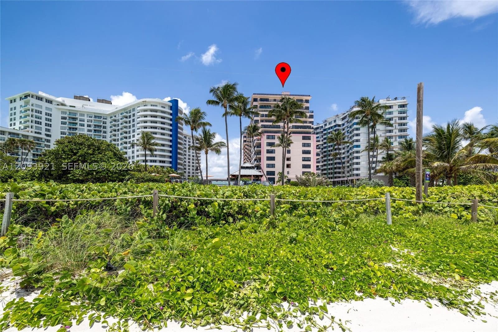 2+1 Condo — 5225 Collins Ave #1114, Miami Beach, FL 33140