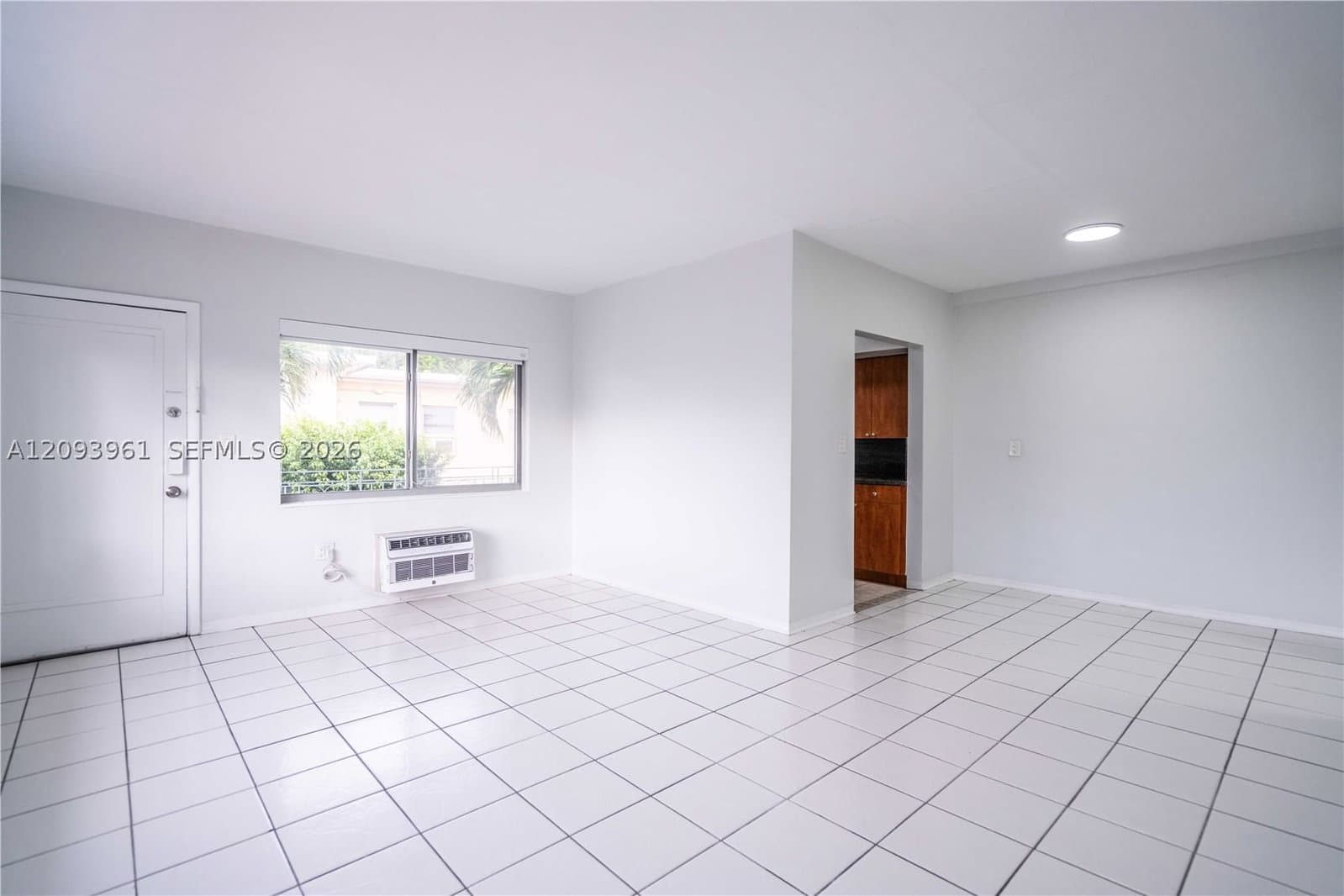 1-bedroom Apartment — 7315 Harding Ave #10, Miami Beach, FL 33141