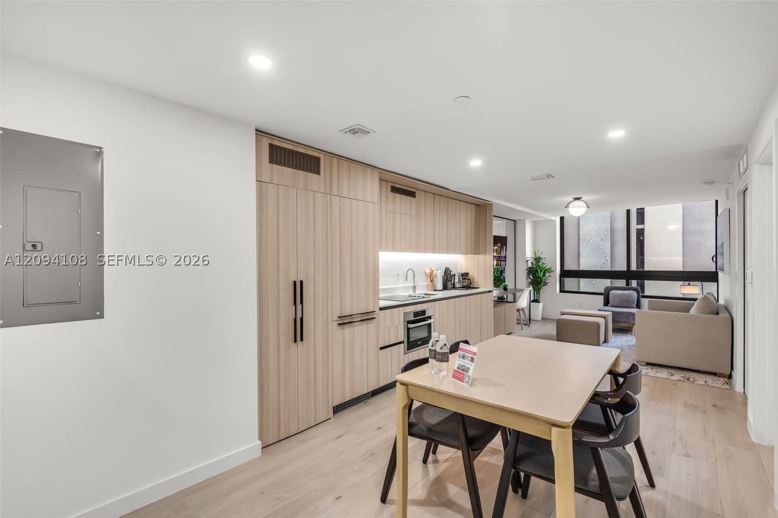 1-bedroom Condo — 225 Miami Ave #504, Miami, FL 33128
