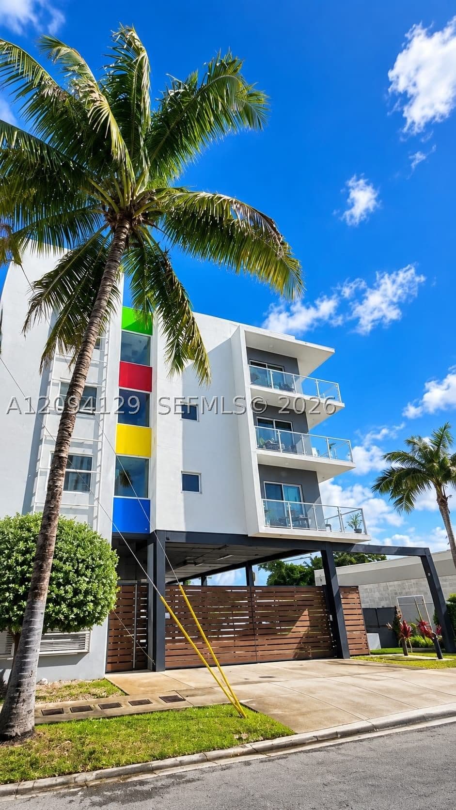 2+1 Daire — 1857 24th St #1, Miami, FL 33142