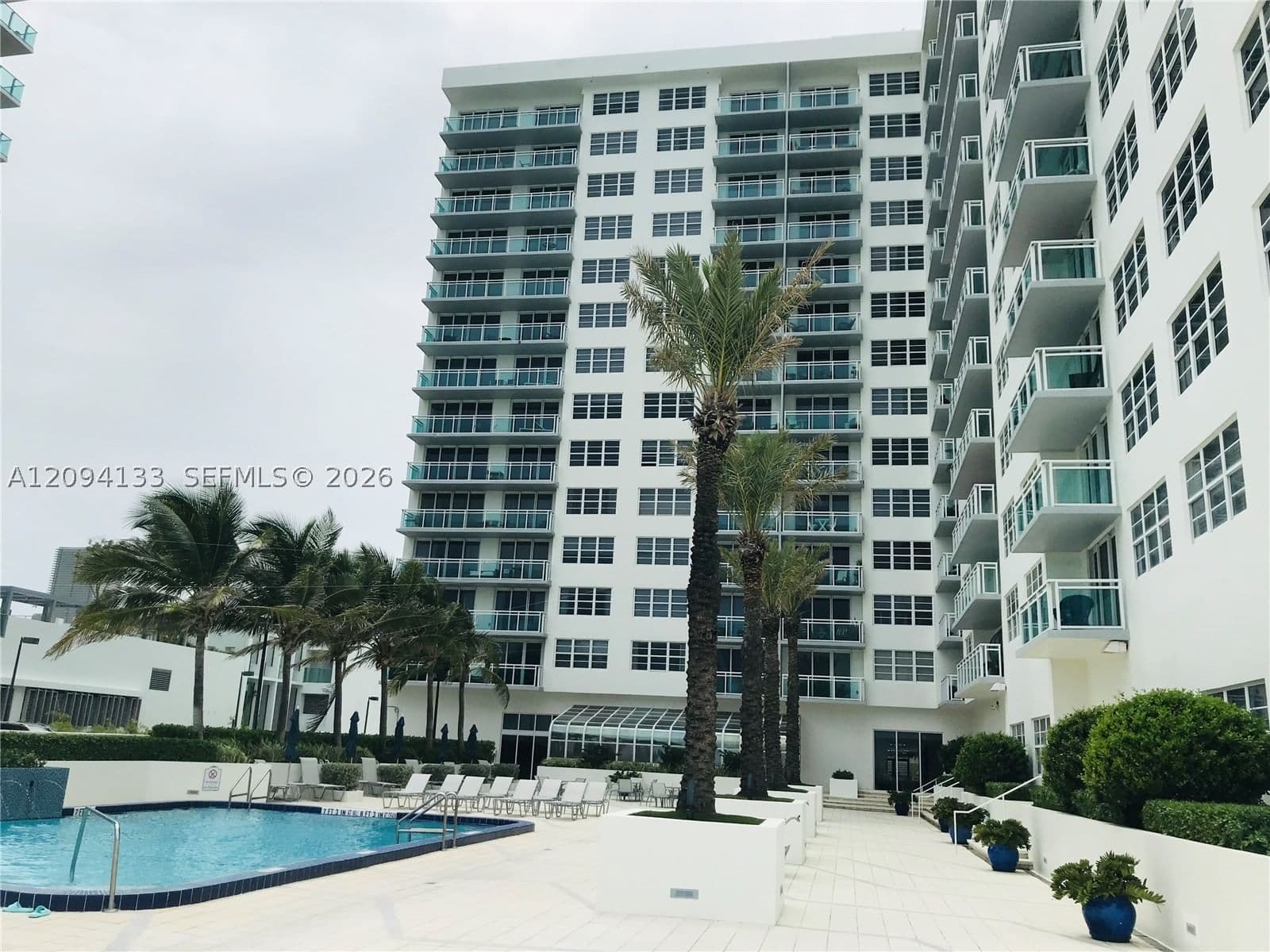 1+1 Condo — 6917 Collins Ave #506, Miami Beach, FL 33141