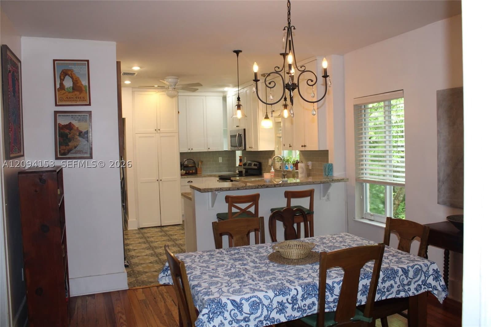 3+1 Müstakil ev — 613 Navarre Ave, Coral Gables, FL 33134