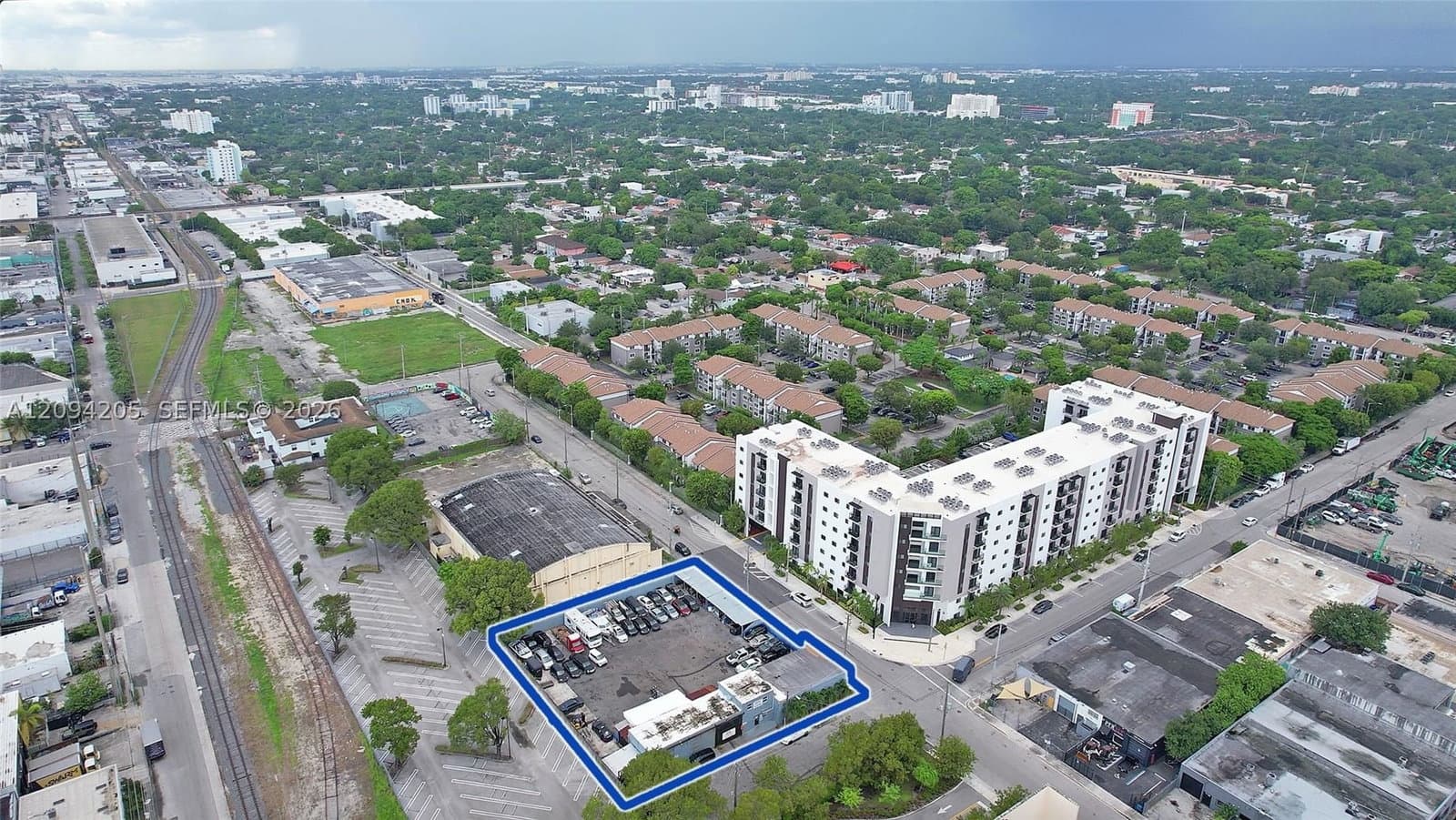 Mülk — 2250 8th Ave, Miami, FL 33127