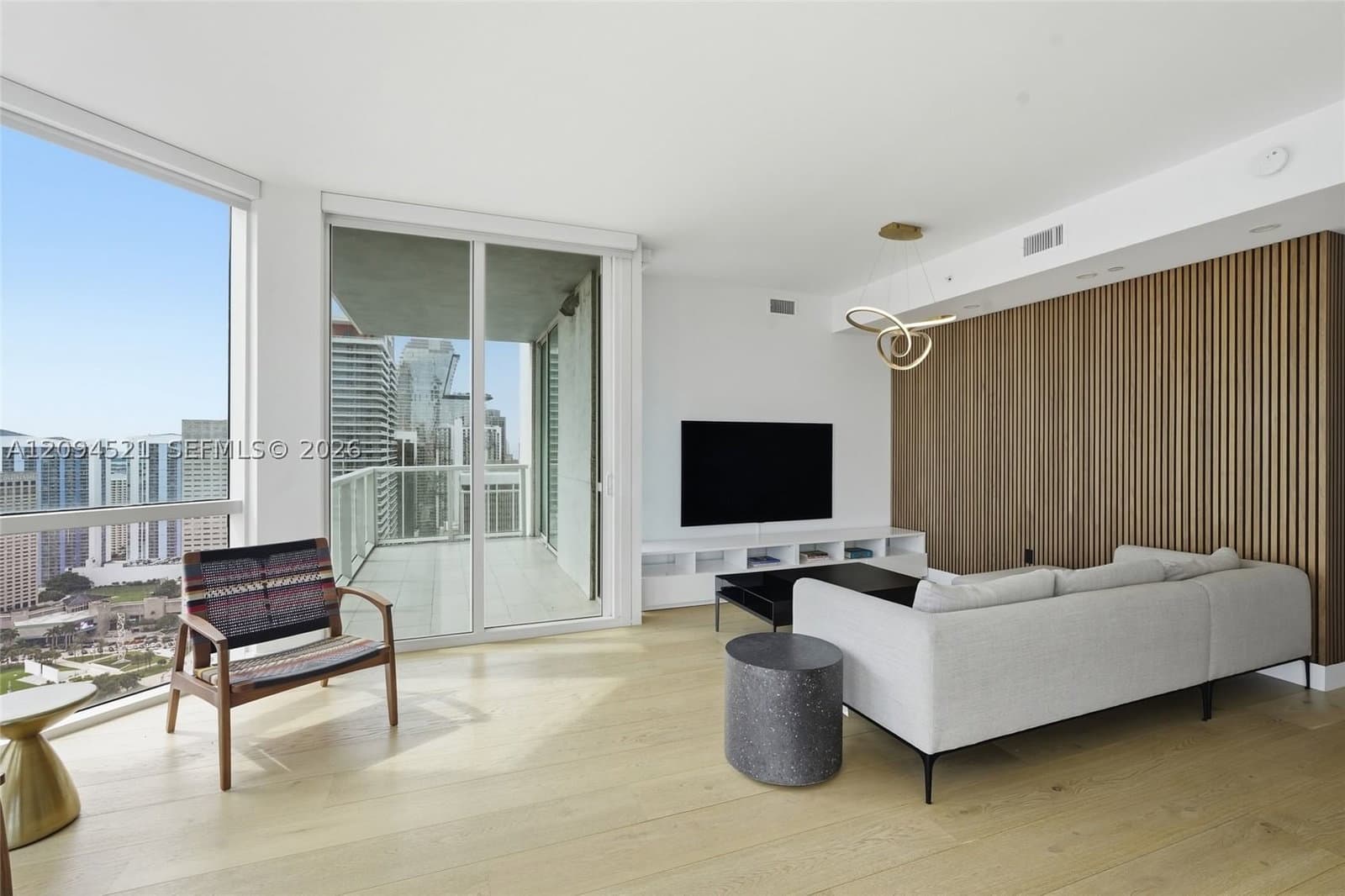 3+1 Condo — 244 Biscayne Blvd #4103, Miami, FL 33132