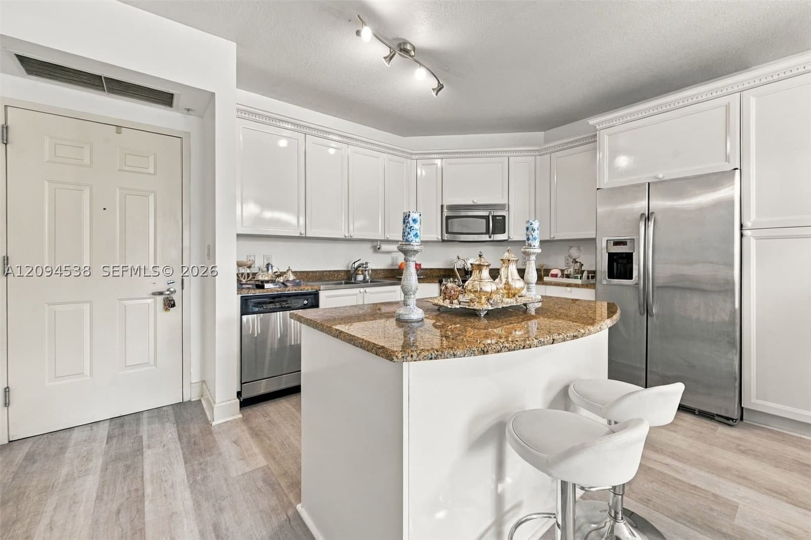 1+1 Condo — 55 Merrick Way #520, Coral Gables, FL 33134