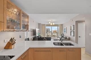 2+1 Condo — 6799 Collins Ave #606, Miami Beach, FL 33141