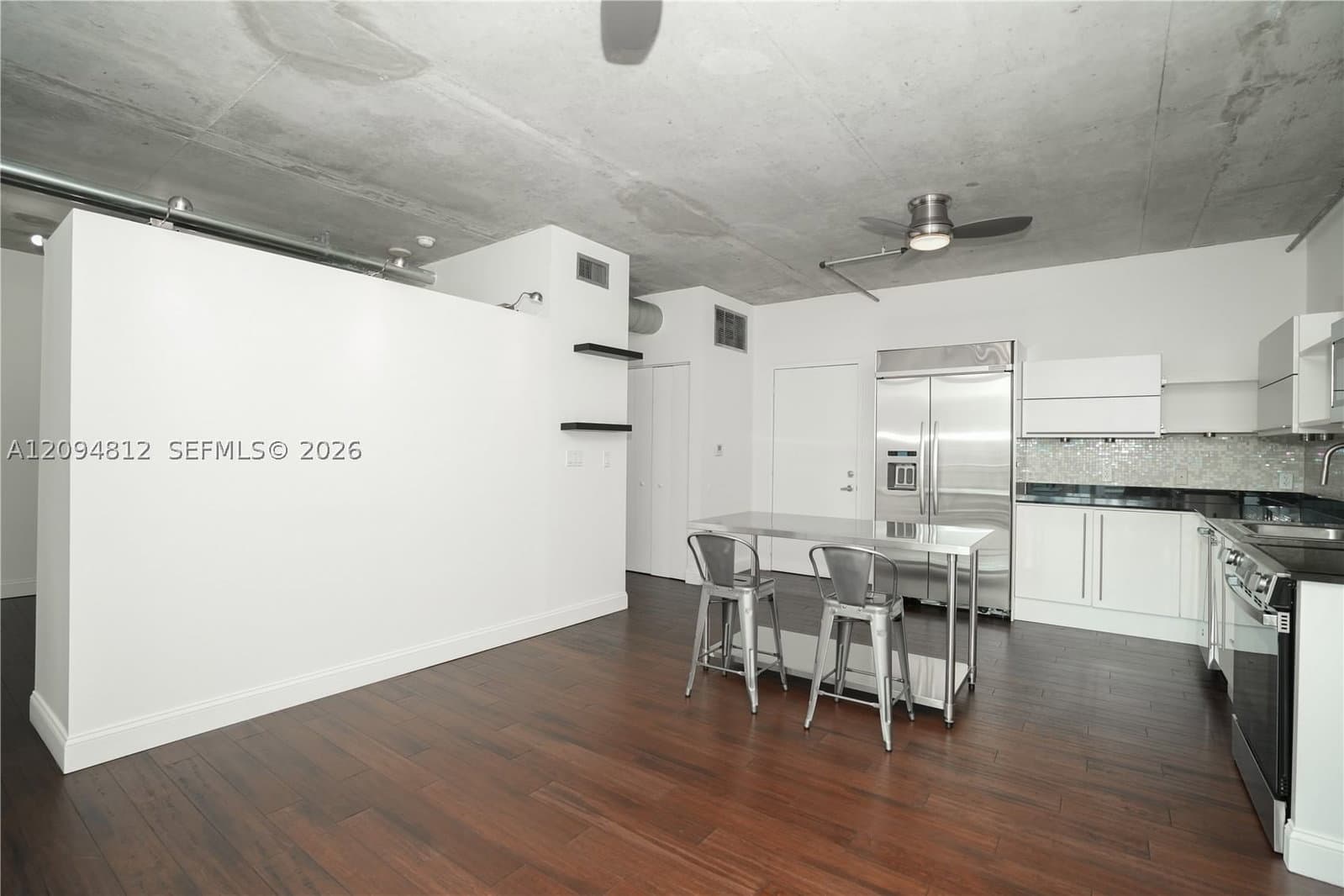 1+1 Condo — 690 1st Ct #1623, Miami, FL 33130