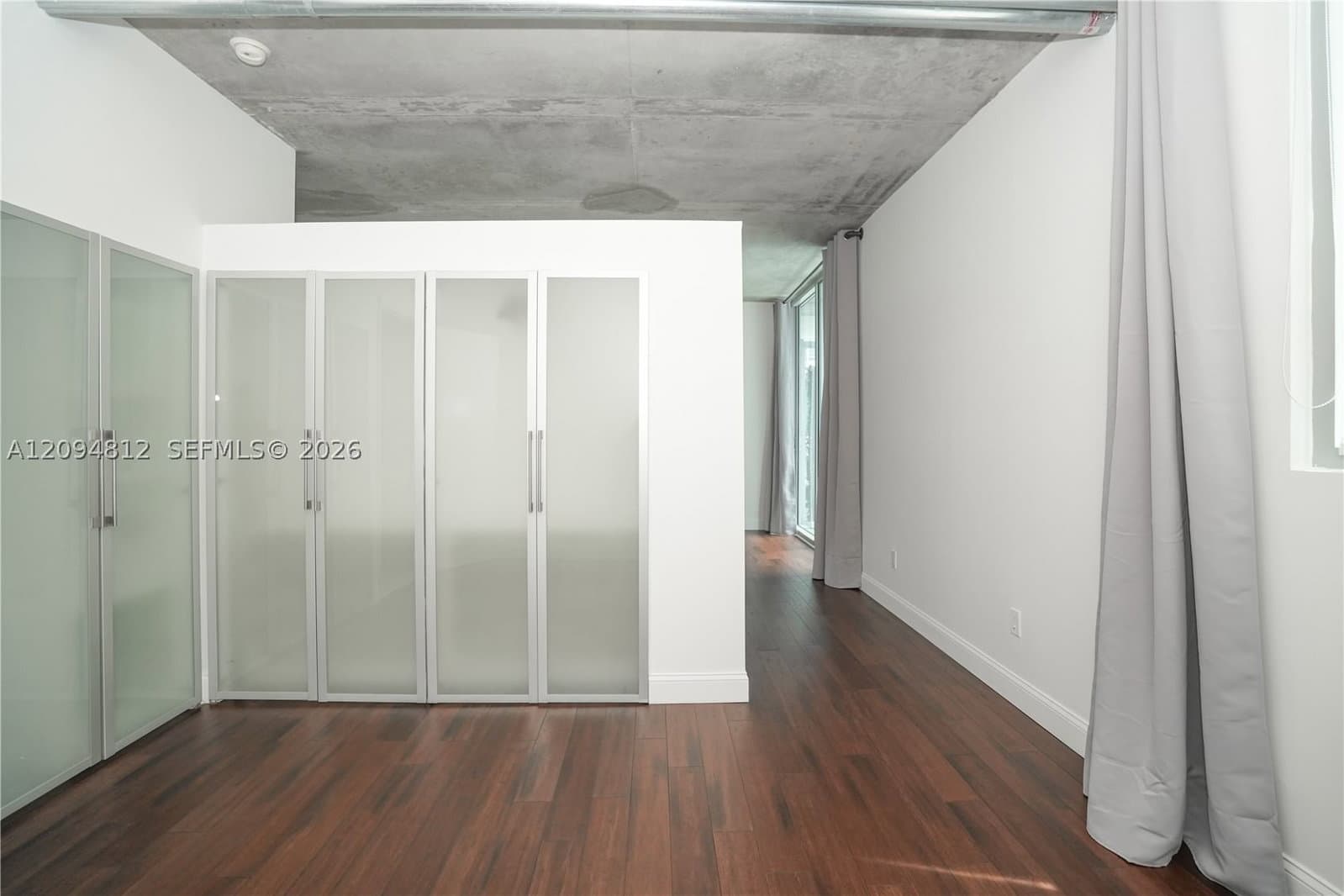 1-bedroom Condo — 690 1st Ct #1623, Miami, FL 33130