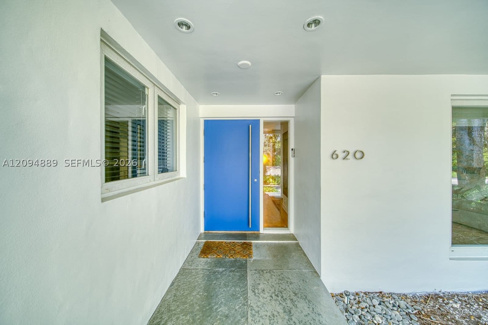 5+1 Müstakil ev — 620 Conde Ave, Coral Gables, FL 33156