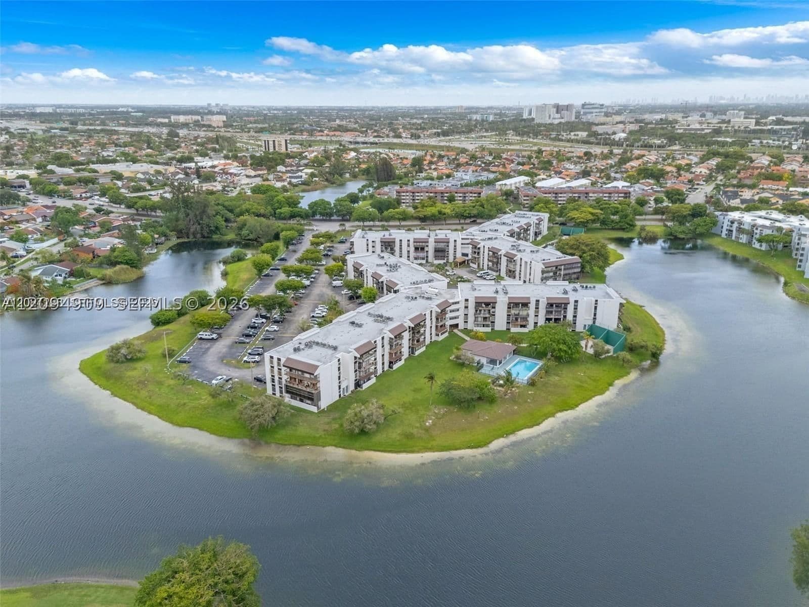 2+1 Condo — 1350 122nd Ave #317, Miami, FL 33184