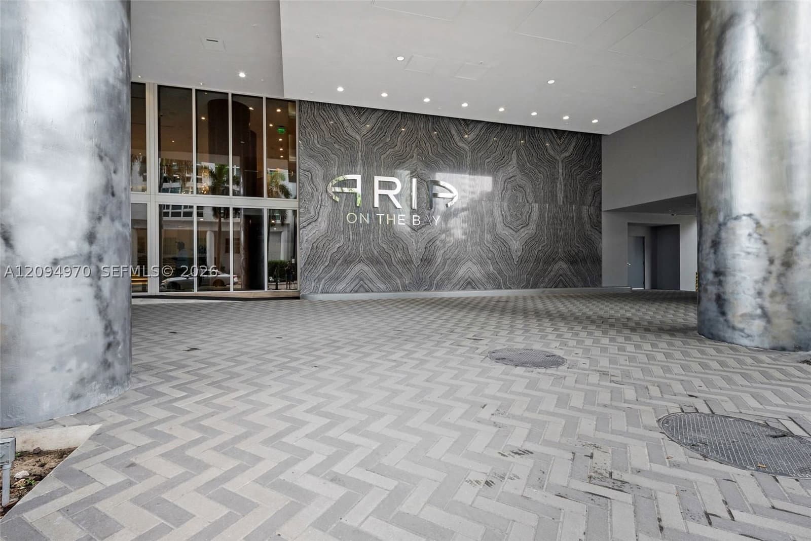 1+1 Condo — 488 18th St #3003, Miami, FL 33132