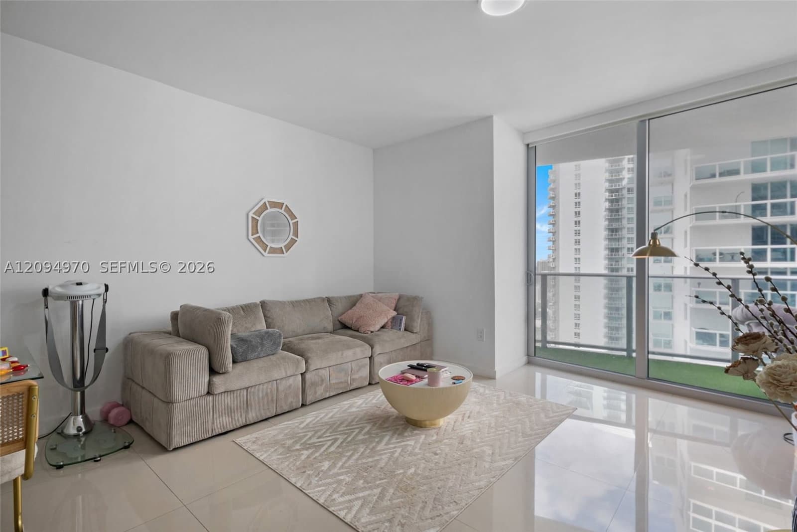 1+1 Condo — 488 18th St #3003, Miami, FL 33132