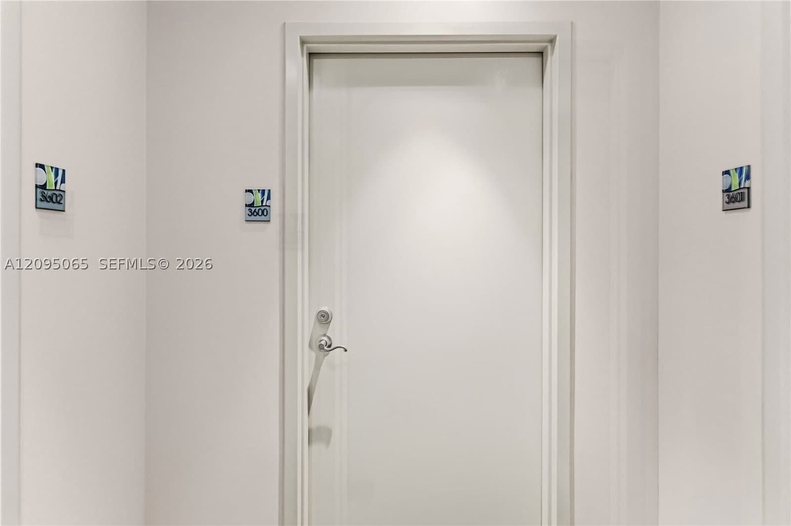 Condo — 185 7th St #3600, Miami, FL 33130
