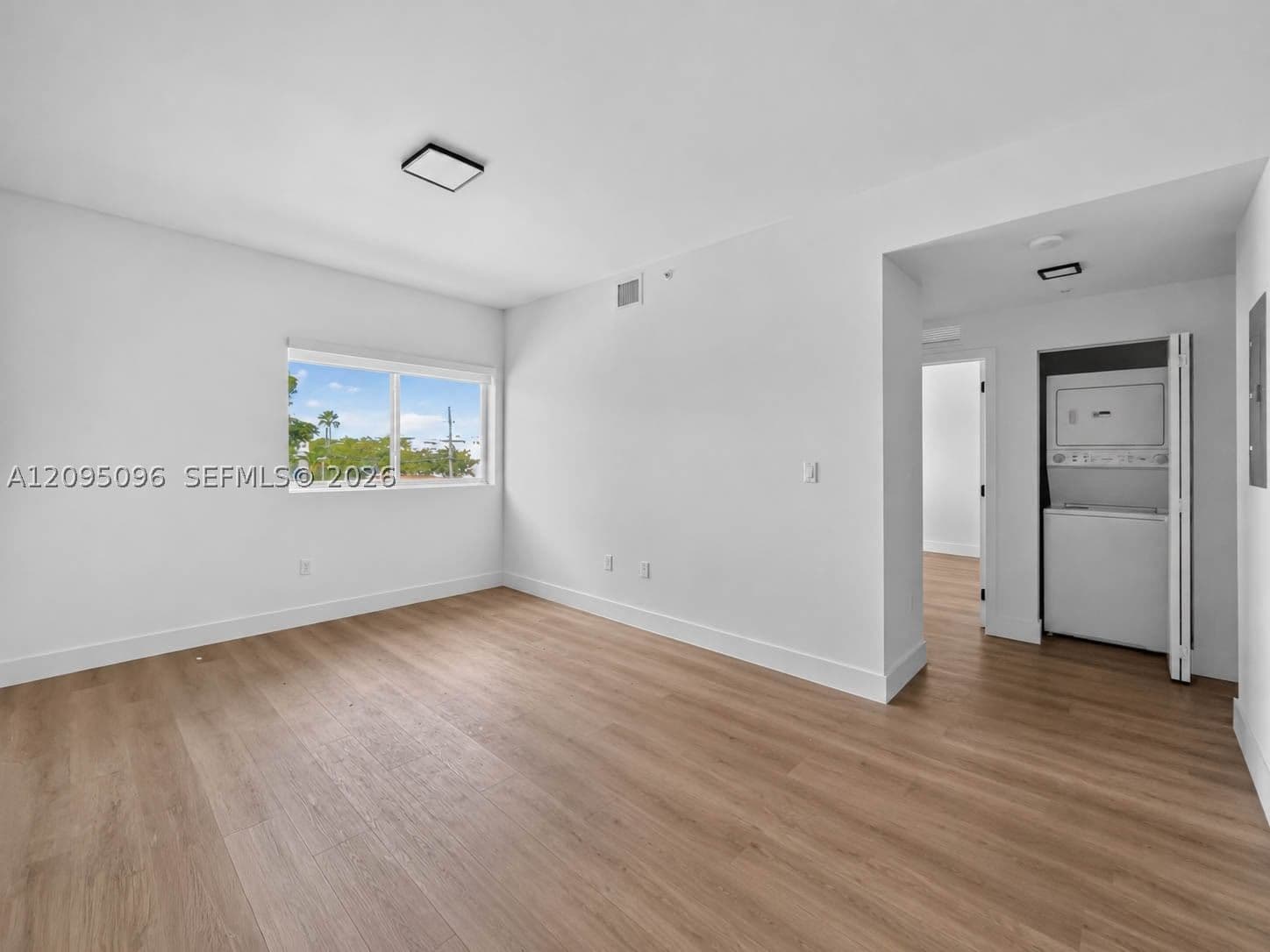 2+1 Daire — 3728 19th Ave #207, Miami, FL 33142
