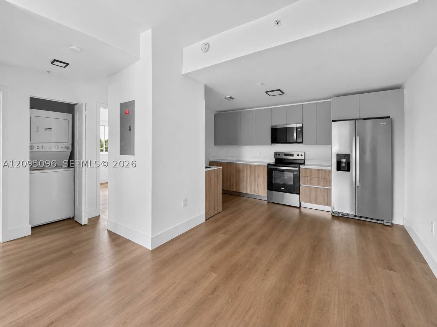 2+1 Daire — 3728 19th Ave #207, Miami, FL 33142