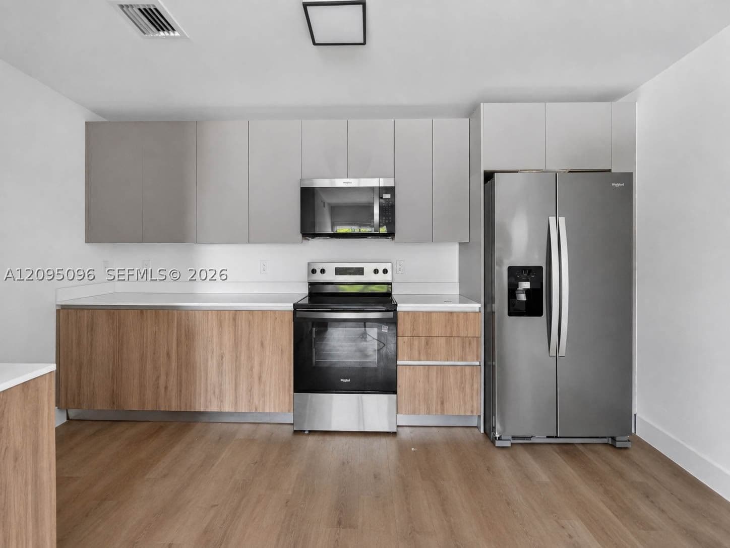 2+1 Daire — 3728 19th Ave #207, Miami, FL 33142