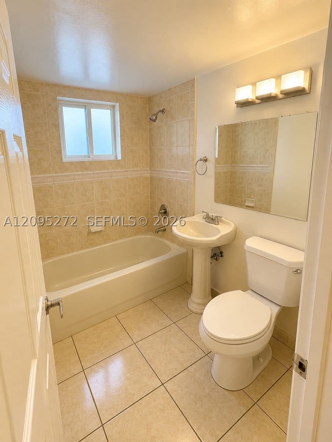 2+1 Condo — 1014 Salzedo St #200, Coral Gables, FL 33134