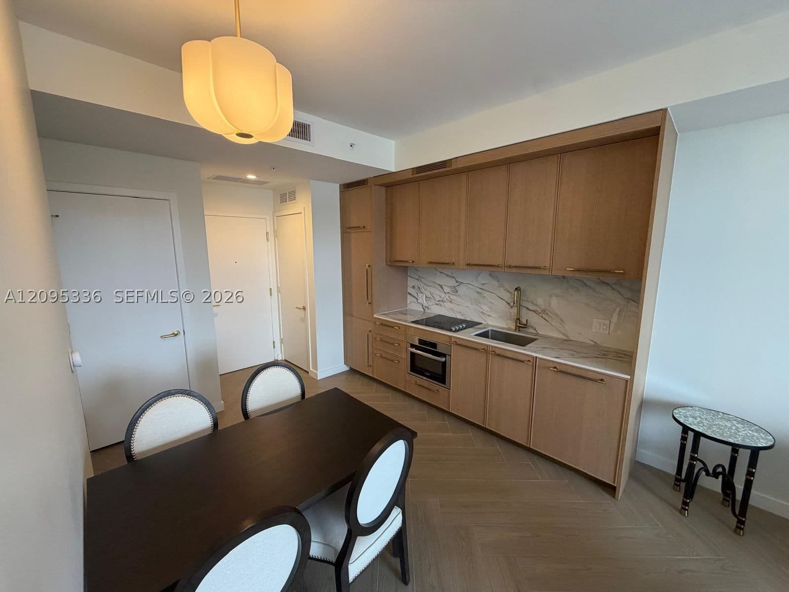 1+1 Condo — 2700 2nd Ave #606, Miami, FL 33127
