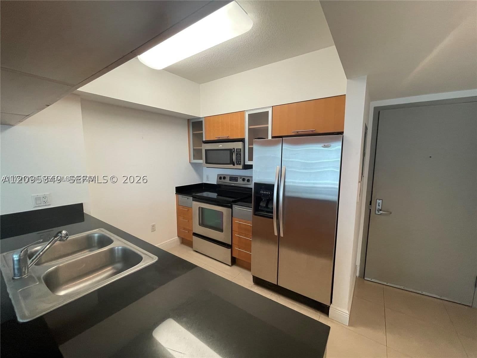 1+1 Condo — 1750 Bayshore Dr #2309, Miami, FL 33132