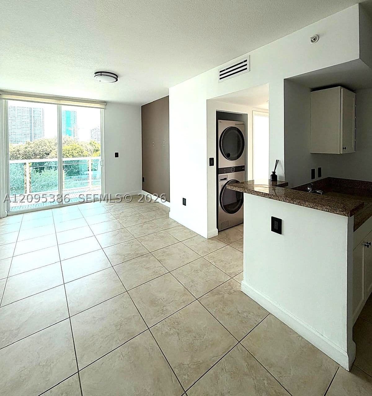 2+1 Condo — 1723 2nd Ave #609, Miami, FL 33129