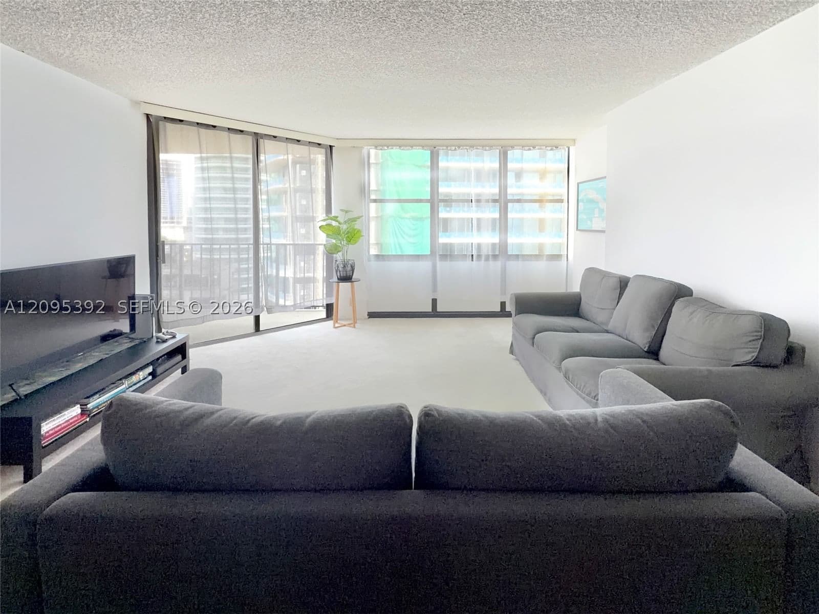 1+1 Condo — 1865 Brickell Ave #A1503, Miami, FL 33129