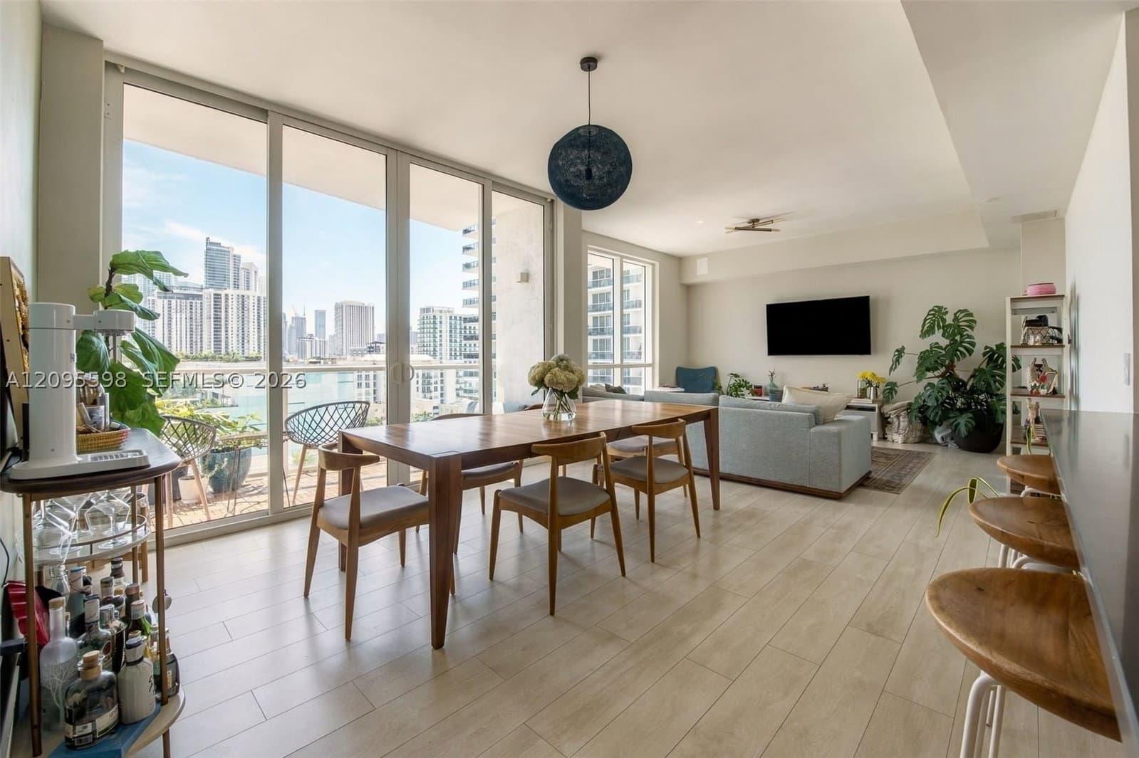 1+1 Condo — 601 27th St #1006, Miami, FL 33137