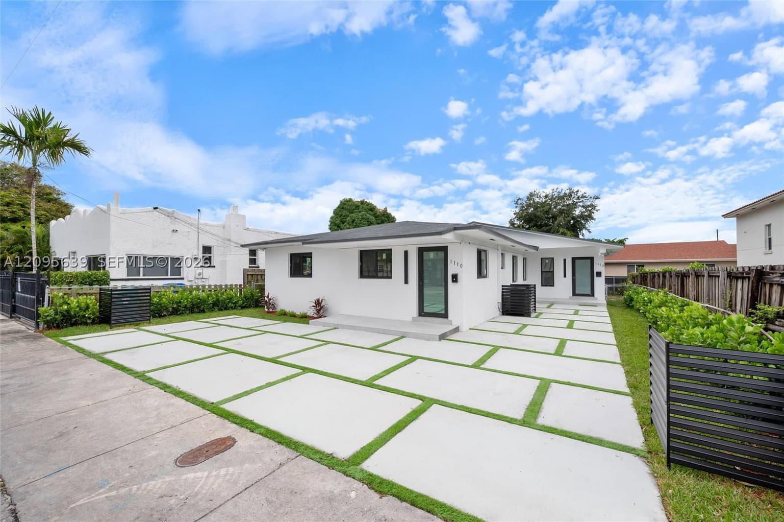 Dubleks — 1112 11th Ave, Miami, FL 33129