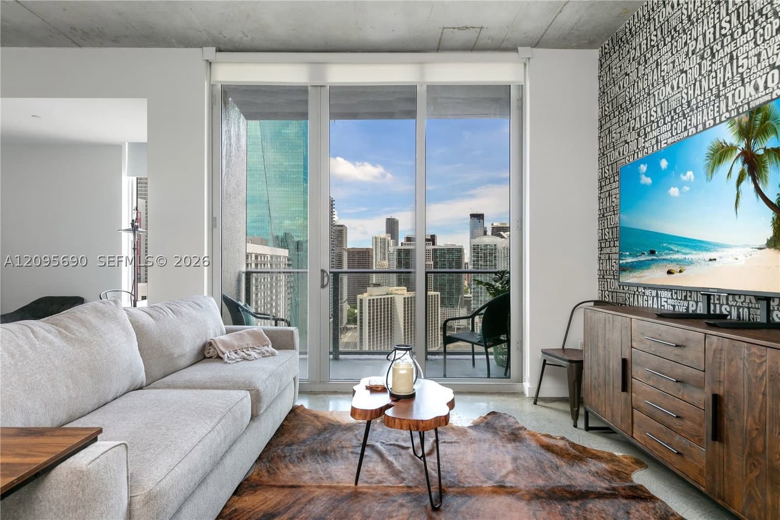 1+1 Condo — 151 1st St #3103, Miami, FL 33131