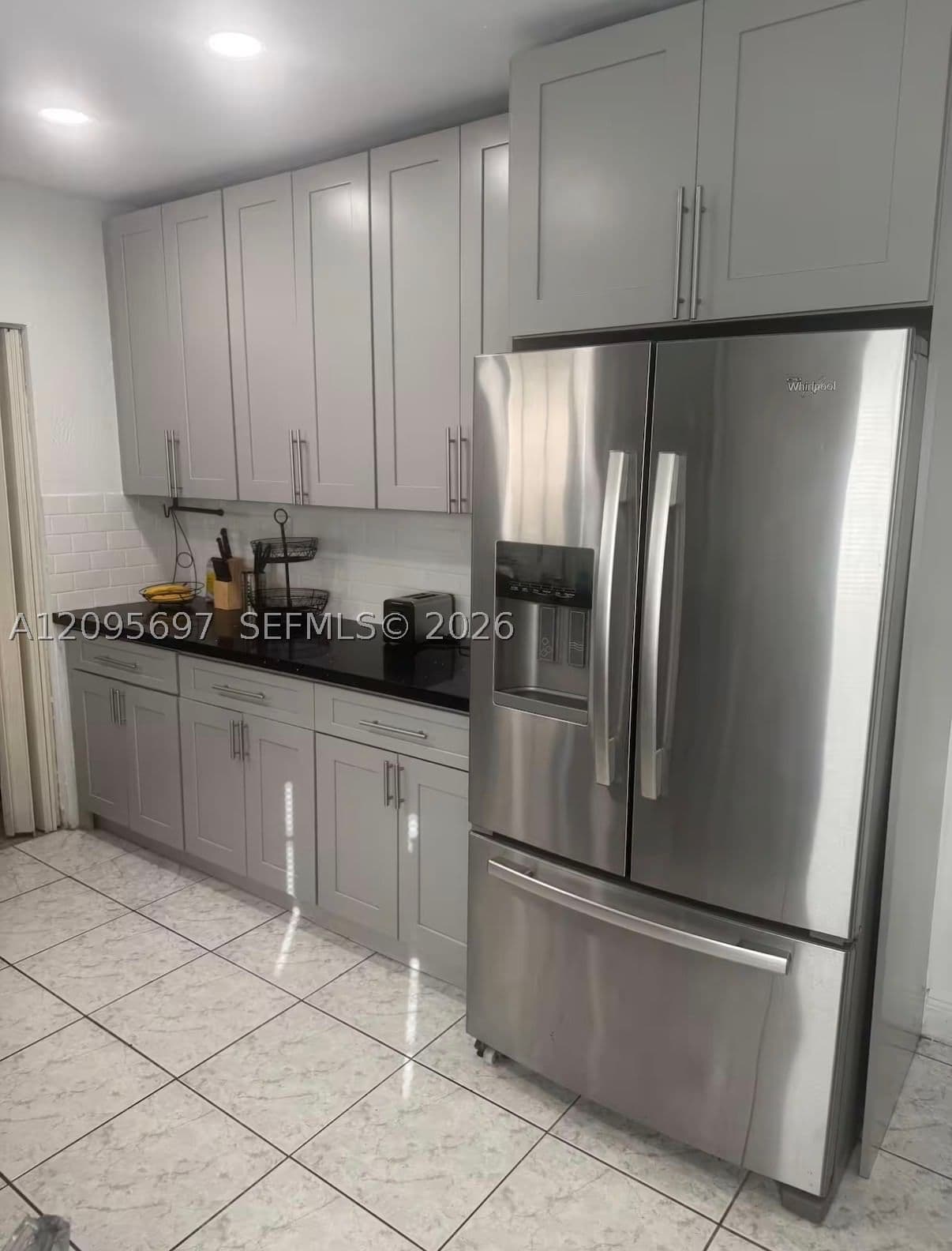 4+1 Müstakil ev — 4303 13th Ave, Miami, FL 33142