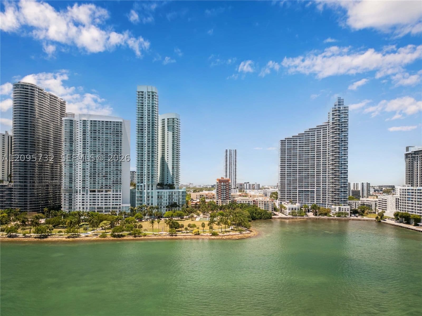 3+1 Condo — 2000 Bayshore Dr #702, Miami, FL 33137