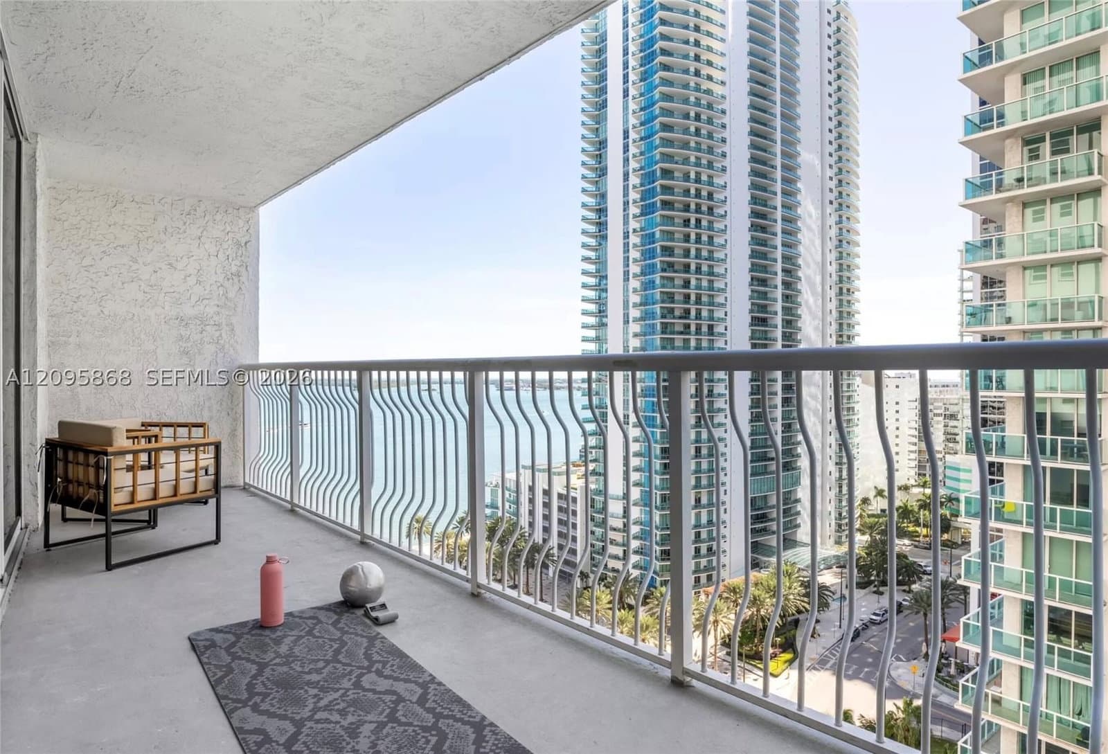 1+1 Condo — 1200 Brickell Bay Dr #1805, Miami, FL 33131