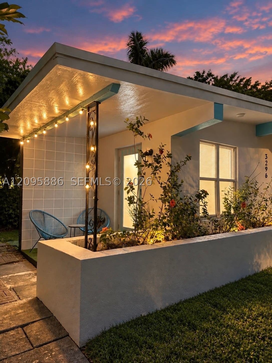 2+1 Müstakil ev — 3296 William Ave, Miami, FL 33133