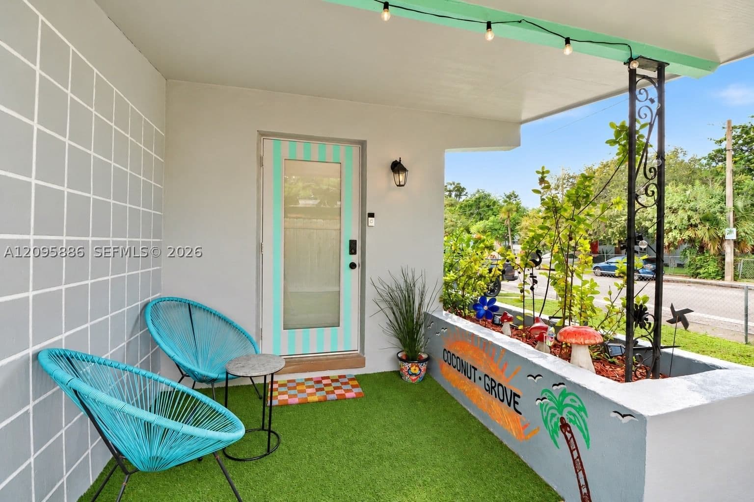 2+1 Müstakil ev — 3296 William Ave, Miami, FL 33133
