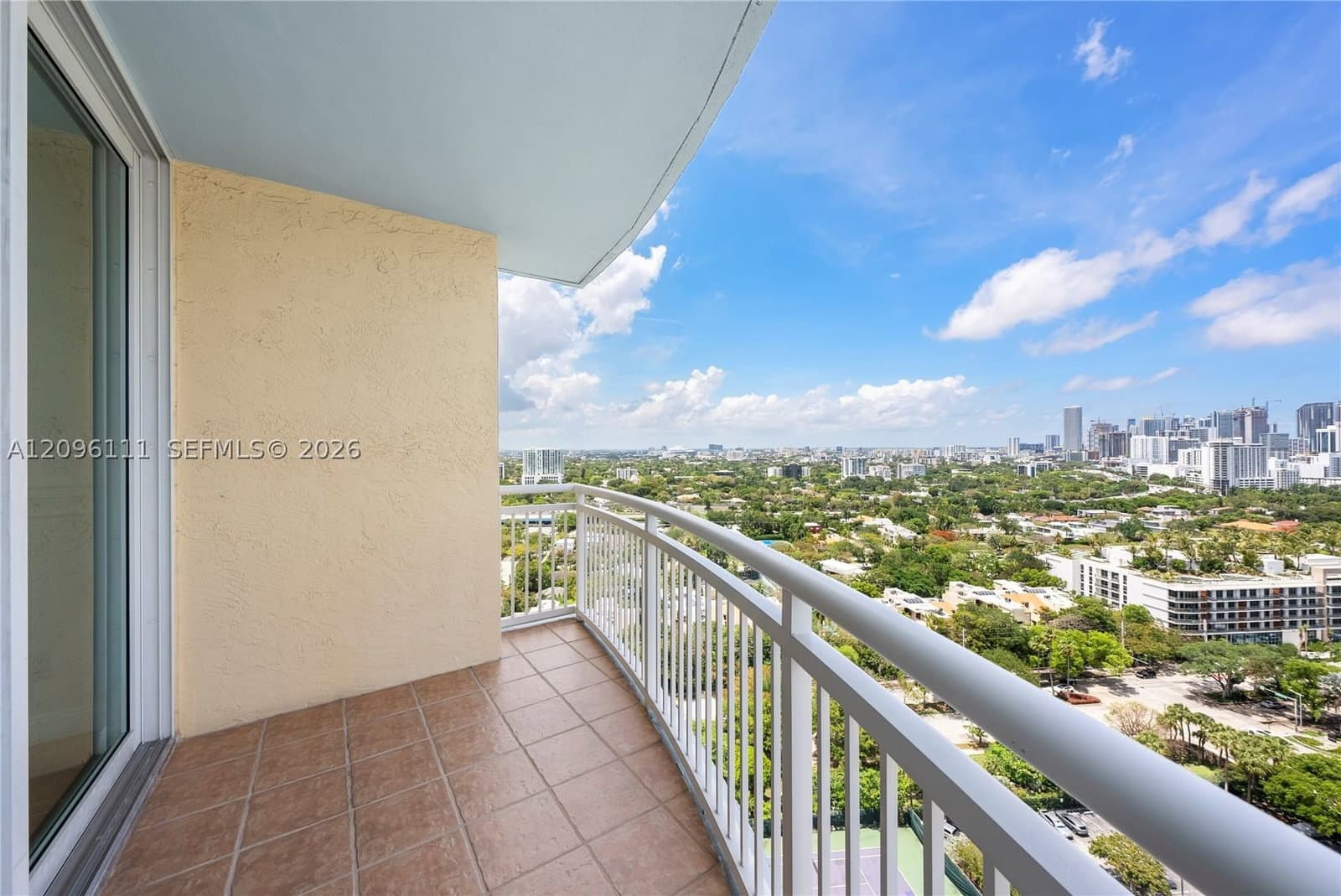 2+1 Condo — 2475 Brickell Ave #2206, Miami, FL 33129