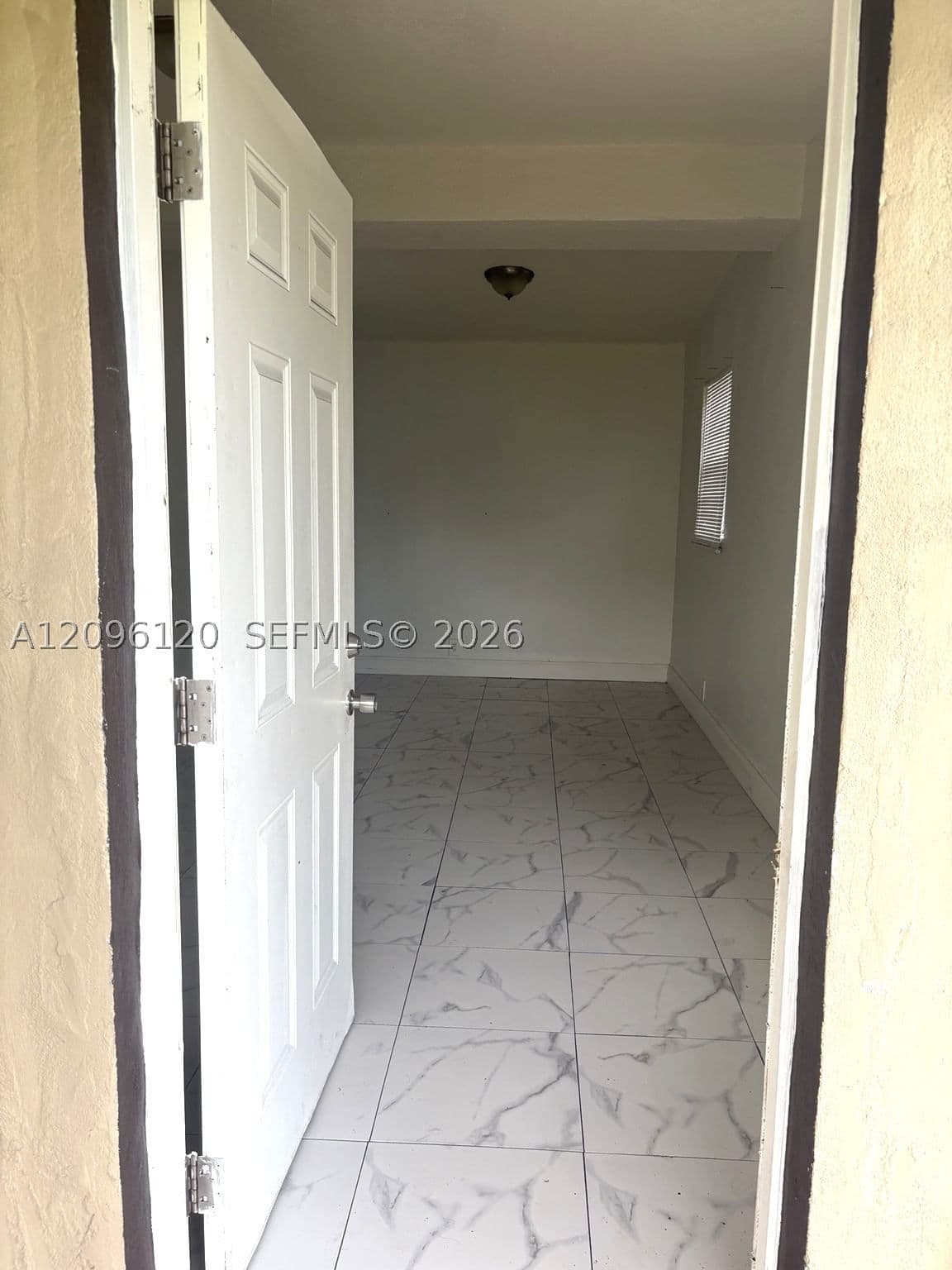 3+1 Müstakil ev — 2910 47th St, Miami, FL 33142