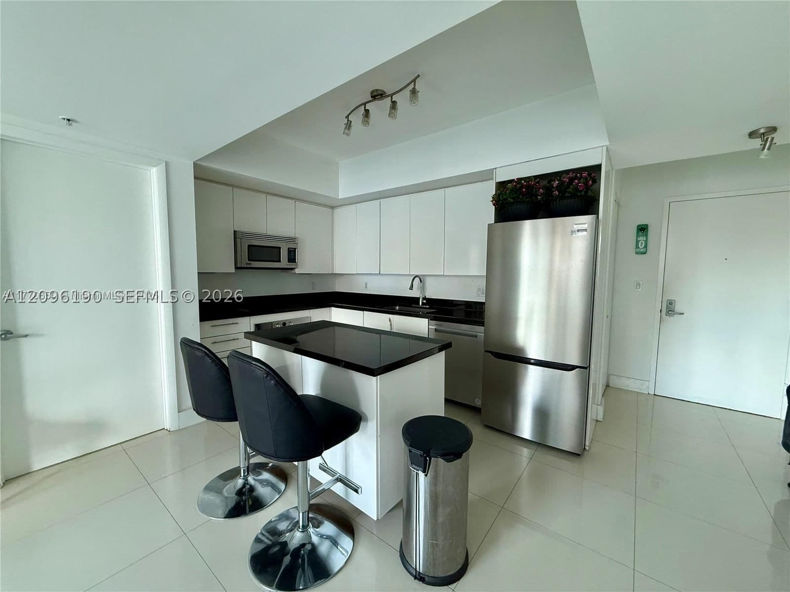2+1 Condo — 92 3rd St #1104, Miami, FL 33130