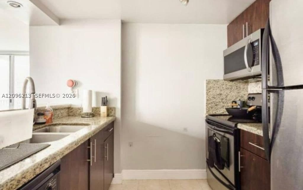 2+1 Condo — 800 Miami Ave #E-1009, Miami, FL 33136