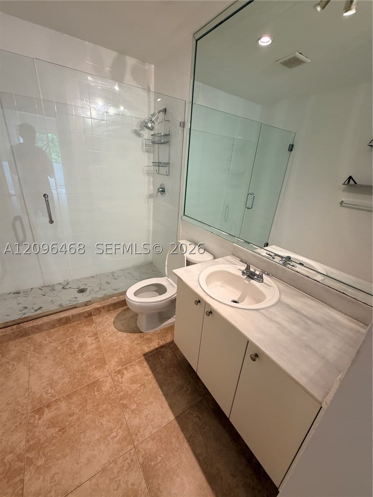 Condo — 2694 Inagua Ave #202, Miami, FL 33133