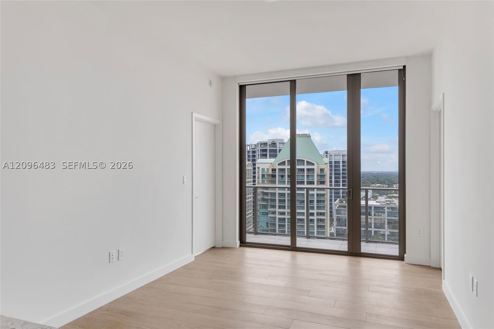 2+1 Condo — 2678 Tigertail Ave #1903, Miami, FL 33133