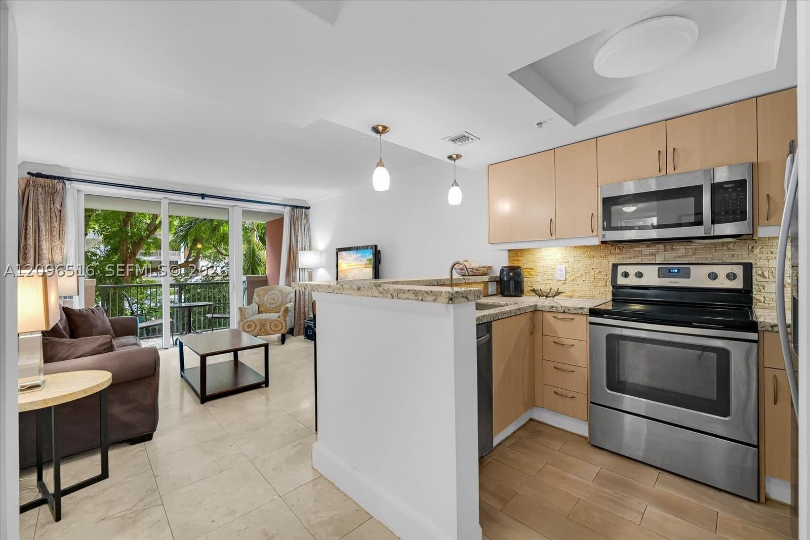 1+1 Condo — 2951 Bayshore Dr #307, Miami, FL 33133