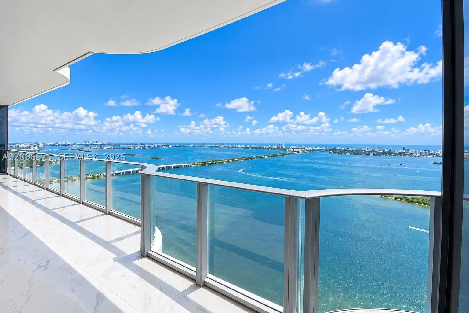 4+1 Condo — 700 24th St #PH-5903, Miami, FL 33137