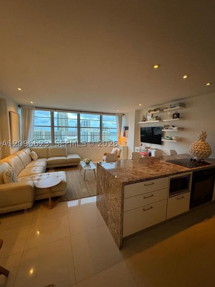 Condo — 20 Island Ave #1515, Miami Beach, FL 33139
