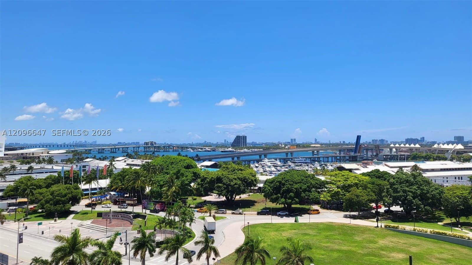 1+1 Condo — 253 2nd St #1004, Miami, FL 33132