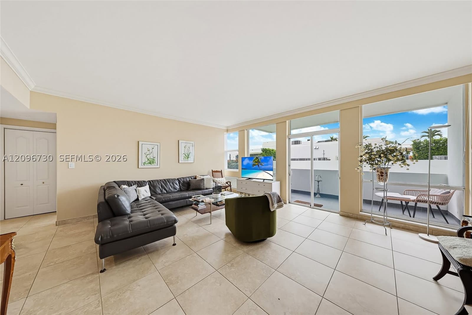 1+1 Condo — 700 Biltmore Way #802, Coral Gables, FL 33134