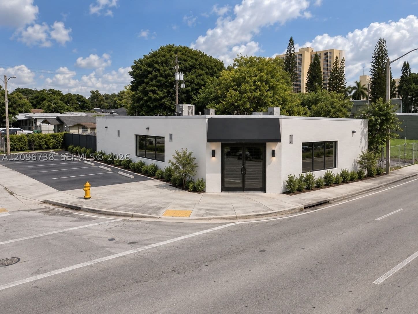 Mülk — 5100 22nd Ave, Miami, FL 33142